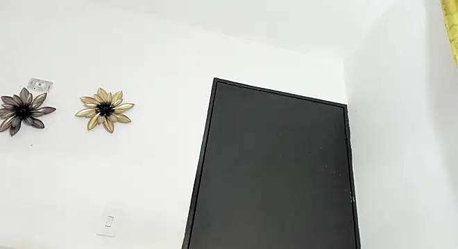 sarita loven online show from 5, 3, 2025