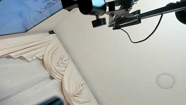 sarita loven online show from 4, 3, 2026