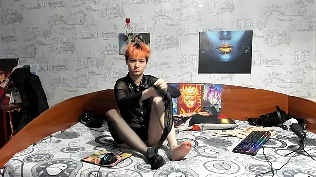 KagamiTayga online show from 9, 4, 2026