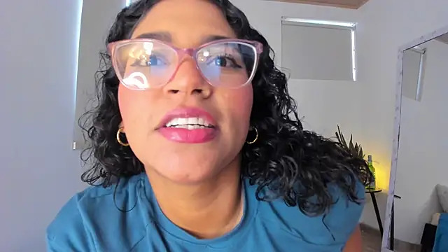 Snapshot of iriss_25 chatting on 4, 2, 2026 iriss 25 online show from 4, 2, 2026