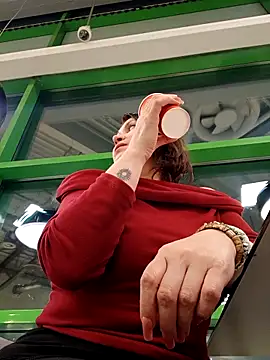 ROXOLANAA SEXY online show from 14, 4, 2026