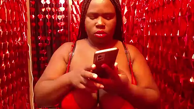 Tishabrown  online show from 28, 5, 2026