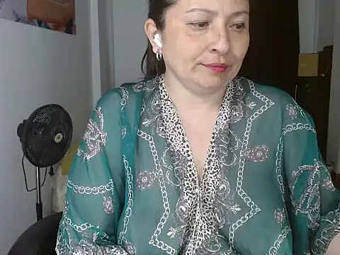 Victoriaevans1 online show from 6, 2, 2026