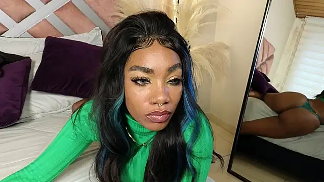 Snapshot of emely_brandon chatting on 27, 2, 2025 emely brandon online show from 27, 2, 2025