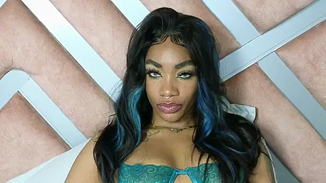 Snapshot of emely_brandon chatting on 28, 2, 2025 emely brandon online show from 28, 2, 2025