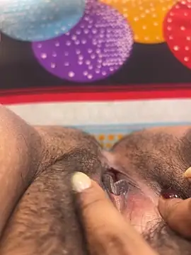 Sexyvarsha143 online show from 3, 10, 2025