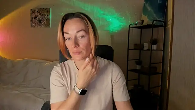 RebeccaMartinez online show from 7, 11, 2025