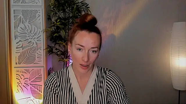 RebeccaMartinez online show from 3, 6, 2026