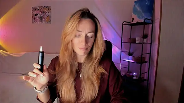 RebeccaMartinez online show from 27, 10, 2025