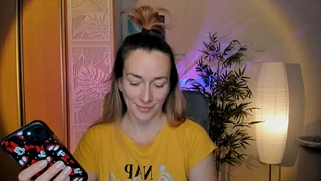 RebeccaMartinez online show from 7, 1, 2026