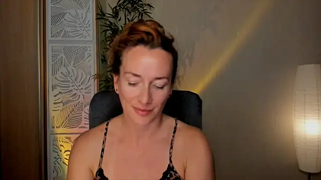 RebeccaMartinez online show from 6, 7, 2026
