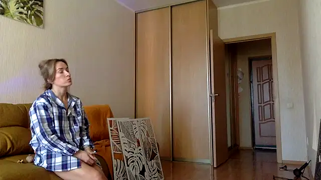 RebeccaMartinez online show from 10, 3, 2025