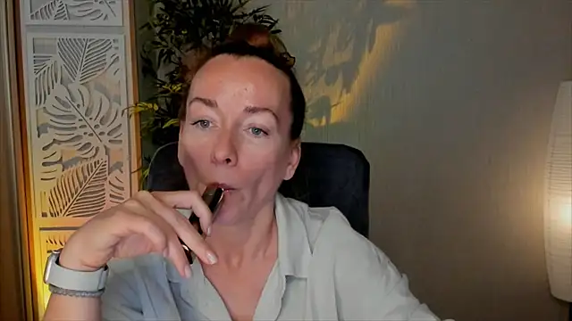 RebeccaMartinez online show from 5, 6, 2026