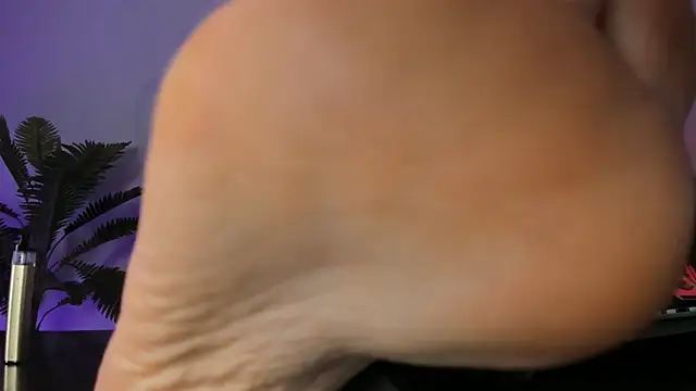 RebeccaMartinez online show from 2, 3, 2025