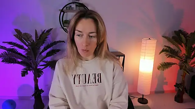 RebeccaMartinez online show from 2, 3, 2025