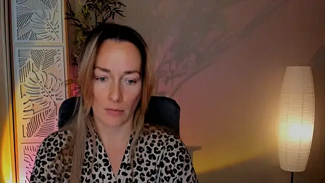 RebeccaMartinez online show from 11, 2, 2026