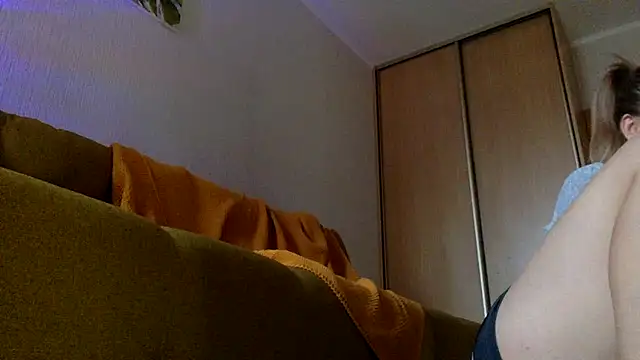 RebeccaMartinez online show from 7, 3, 2025