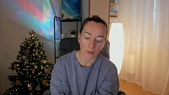 RebeccaMartinez online show from 20, 12, 2025