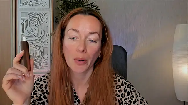 RebeccaMartinez online show from 13, 5, 2026