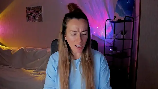 RebeccaMartinez online show from 5, 12, 2025