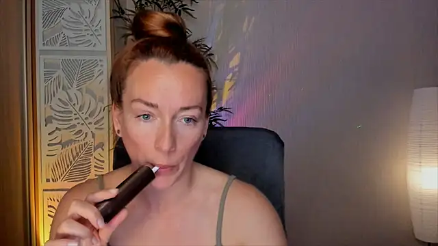 RebeccaMartinez online show from 12, 6, 2026