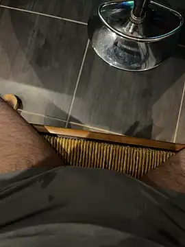 Snapshot of mattexhibe chatting on 19, 12, 2025 mattexhibe online show from 19, 12, 2025