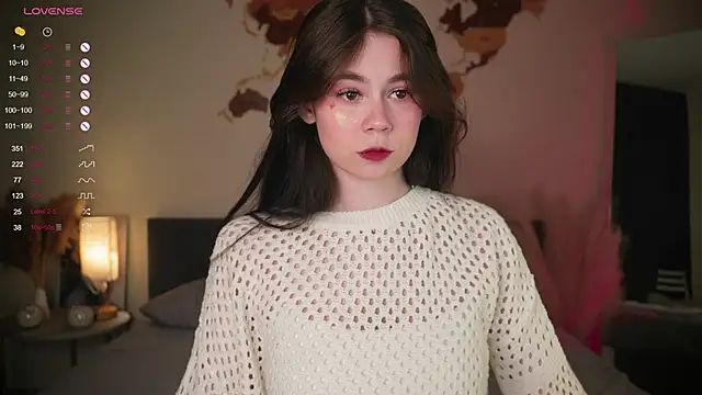 AuroraMari online show from 17, 3, 2025