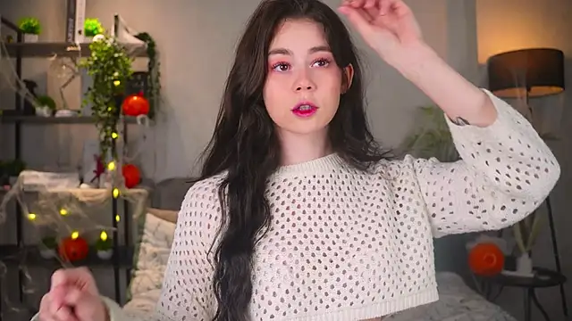 AuroraMari online show from 27, 10, 2025