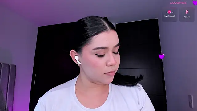 daniela hornny online show from 10, 3, 2025