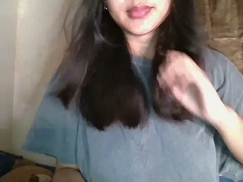Snapshot of _smiling4u_ chatting on 15, 7, 2026 smiling4u online show from 15, 7, 2026