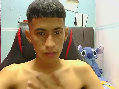 Snapshot of Angelstripboy chatting on 11, 5, 2026 Angelstripboy online show from 11, 5, 2026