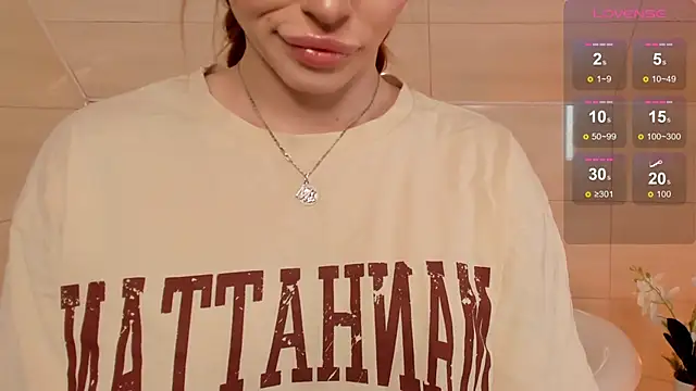 Phoenix Margo online show from 12, 10, 2025