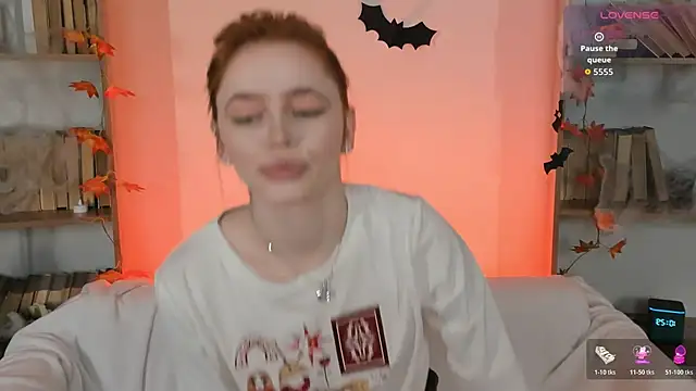 Phoenix Margo online show from 26, 10, 2025