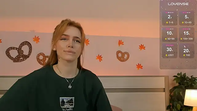 Phoenix Margo online show from 23, 9, 2025