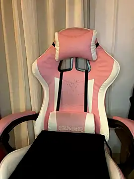 LittleBabyCat22 online show from 17, 1, 2026