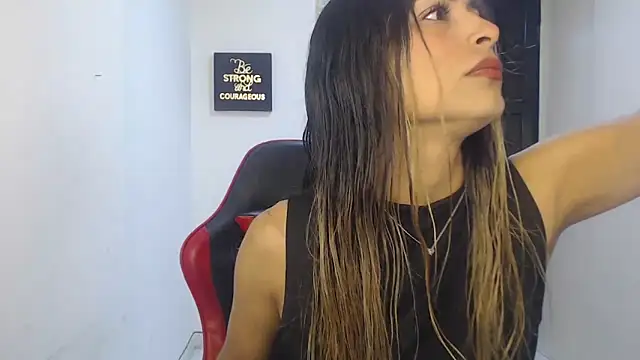 Liamiler01  online show from 19, 11, 2025