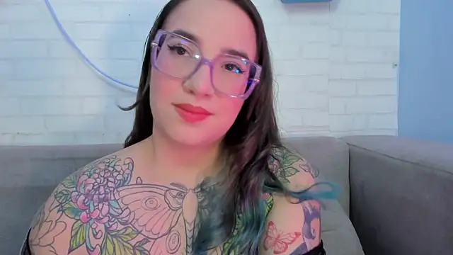 DEVA BLUE  online show from 7, 2, 2025