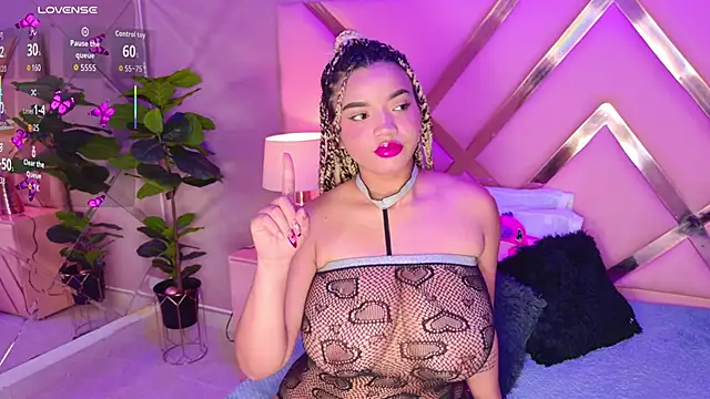 Snapshot of MalaikaBrown chatting on 18, 1, 2026 MalaikaBrown online show from 18, 1, 2026