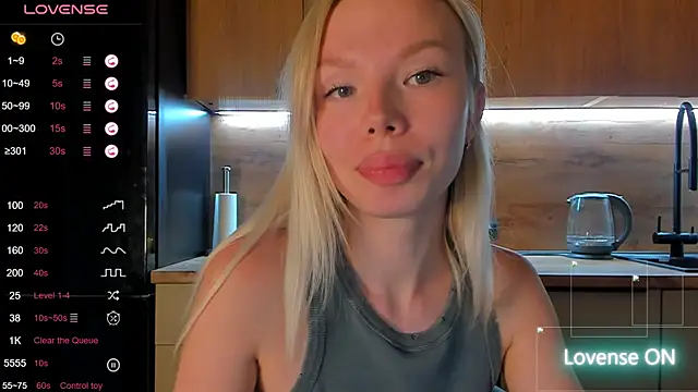 Snapshot of Olivia_Bells chatting on 20, 6, 2026 Olivia Bells online show from 20, 6, 2026