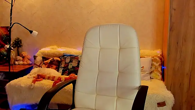 mia grantes online show from 5, 3, 2025