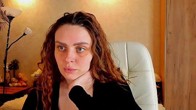 mia grantes online show from 28, 2, 2025