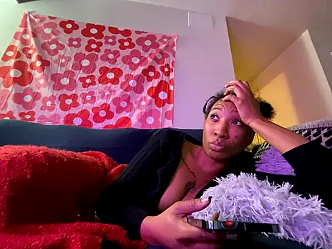 Iceblanca online show from 13, 10, 2025