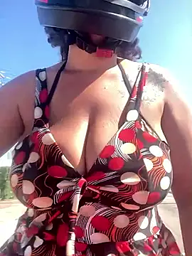 Snapshot of -Marivalda- chatting on 29, 9, 2025 -Marivalda- online show from 29, 9, 2025