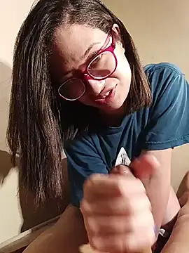 AmazingFuckCam online show from 5, 7, 2026