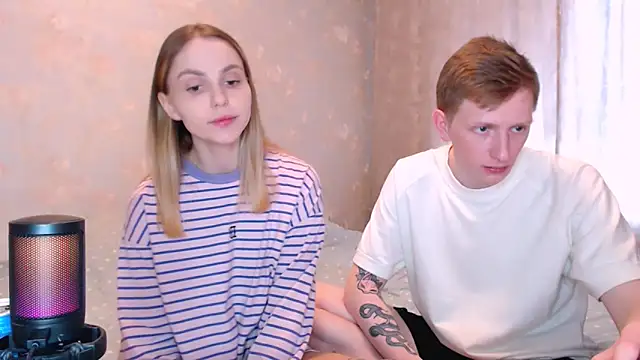 juliaanddima online show from 2, 6, 2026