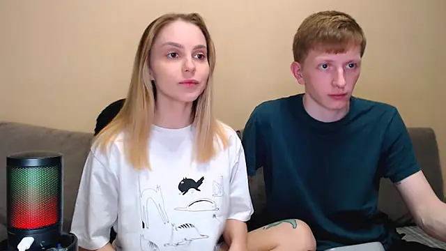 juliaanddima online show from 17, 4, 2026