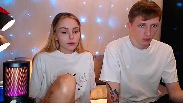 juliaanddima online show from 14, 10, 2025