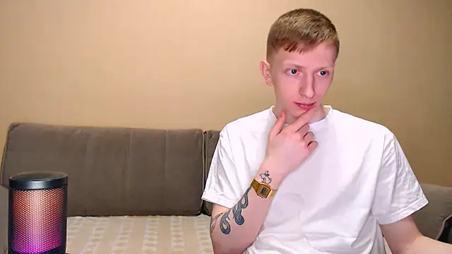 juliaanddima online show from 10, 3, 2026