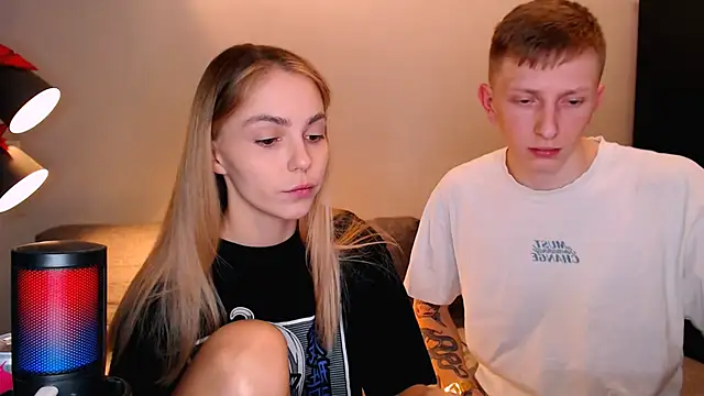 juliaanddima online show from 25, 10, 2025