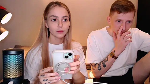 juliaanddima online show from 31, 10, 2025